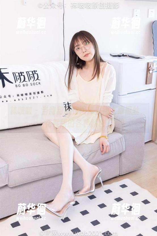 袜啵啵-甜甜圈 袜啵啵 - 当甜甜圈在图库里碰上厚黑丝,花絮版的各种颜色!