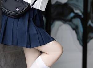 语画界 – 下载徐莉芝的长腿图库，别怪我没提醒你！