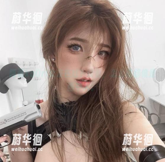 阿薰kaOri 阿薰kaOri女友在线?没错,怎么看都像是画中人。