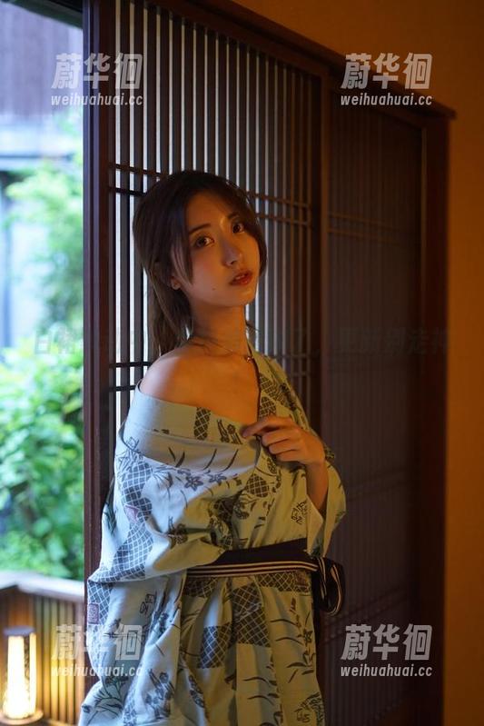 白裙飘动中，黑川美图来了，更新别走神！